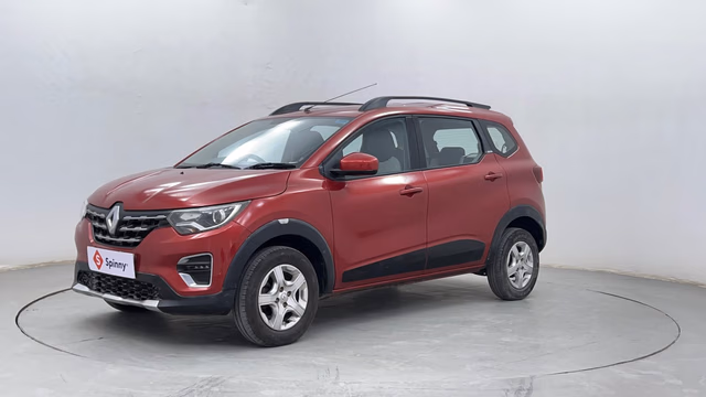 Renault Renault Triber view 2