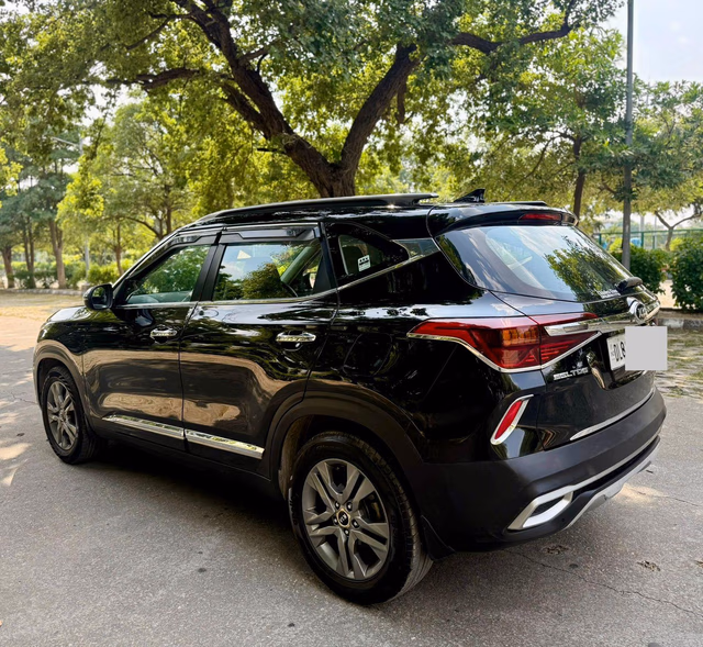 Kia Kia Seltos view 5