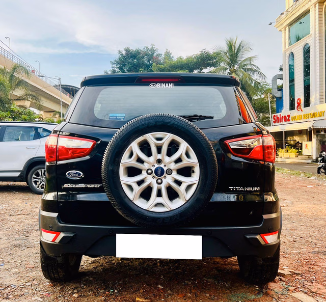 Ford Ford Ecosport view 3