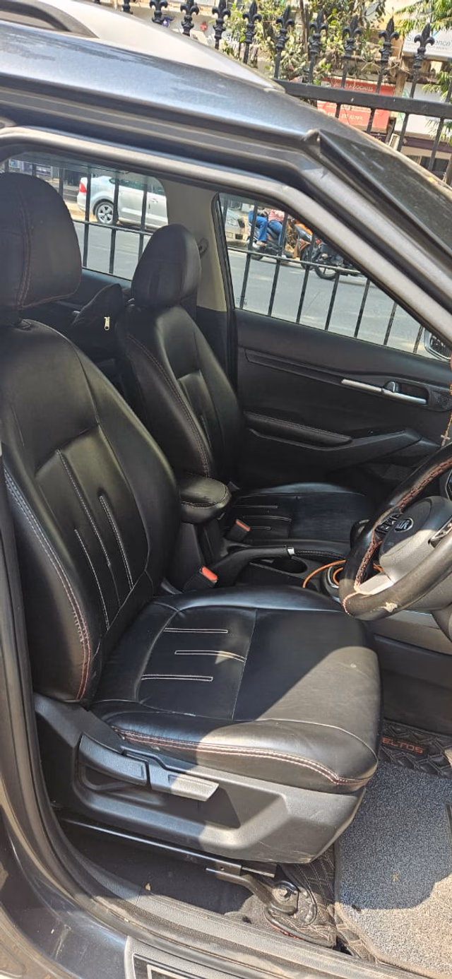 Kia Kia Seltos view 3