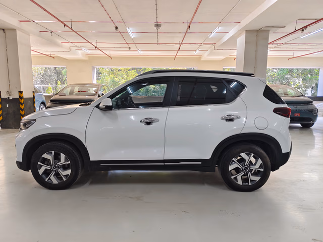 Kia Kia Sonet view 5