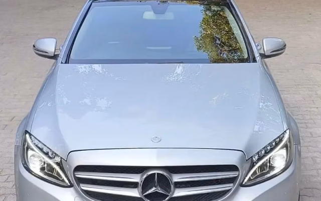 Mercedes-Benz Mercedes-Benz C-Class view 5