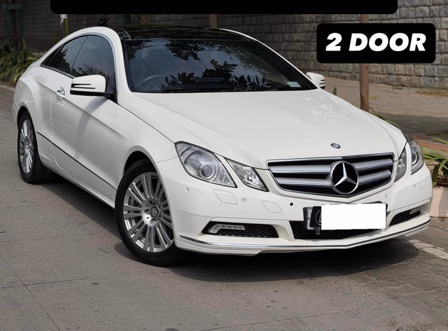 Mercedes-Benz Mercedes-Benz E-Class view 2