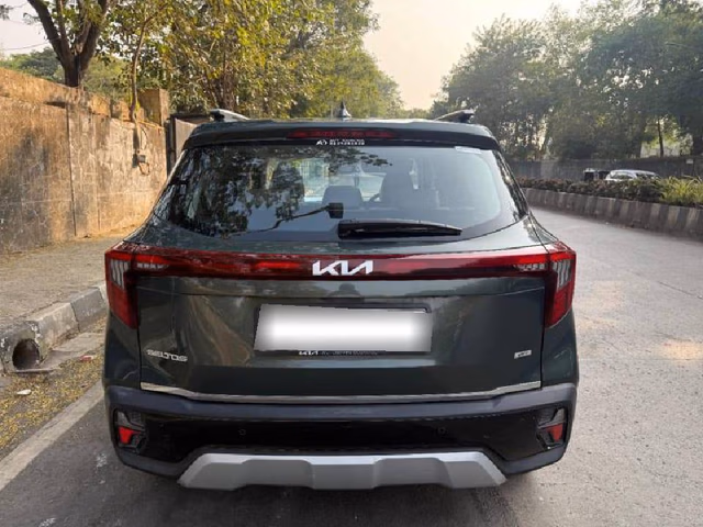 Kia Kia Seltos view 3
