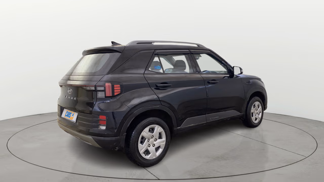 Hyundai Hyundai Venue view 4