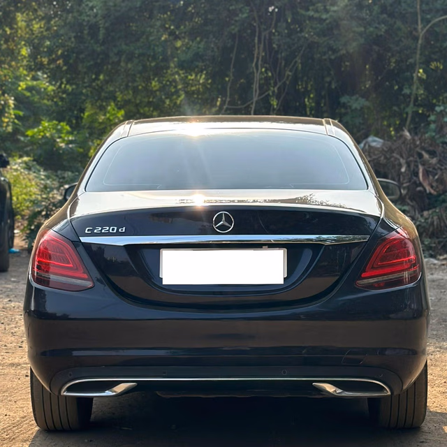 Mercedes-Benz Mercedes-Benz C-Class view 3