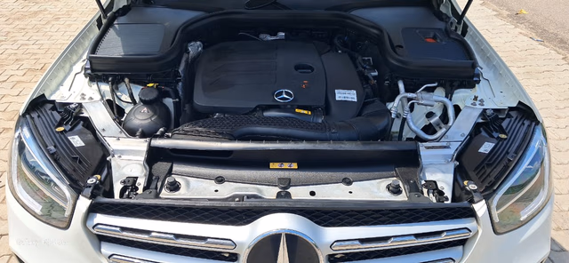 Mercedes-Benz Mercedes-Benz GLC view 4