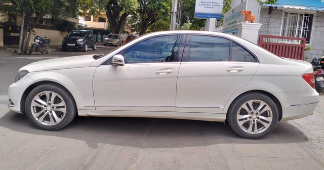 Mercedes-Benz Mercedes-Benz C-Class view 5