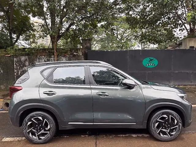 Kia Kia Sonet view 3