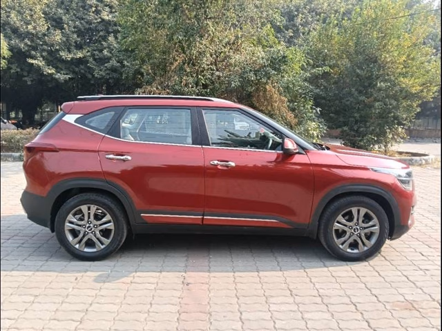 Kia Kia Seltos view 3