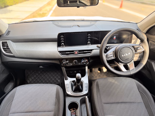 Kia Kia Seltos view 5