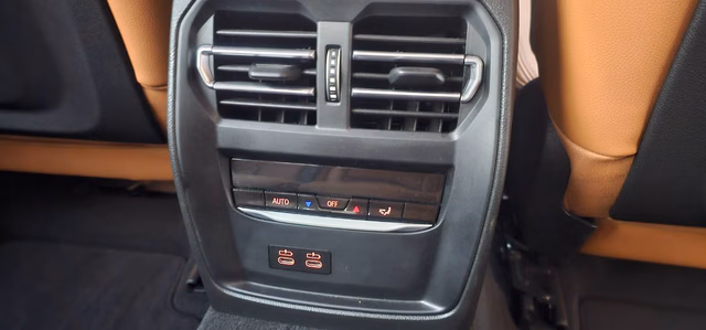 BMW BMW 3 Series Long Wheelbase view 3