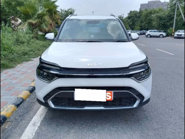 Kia Kia Carens view 2