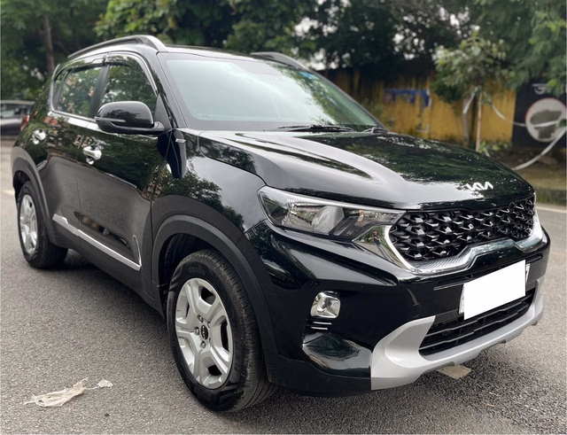 Kia Kia Sonet view 2