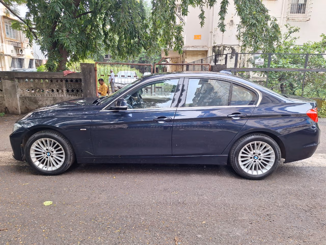 BMW BMW 3 Series view 5