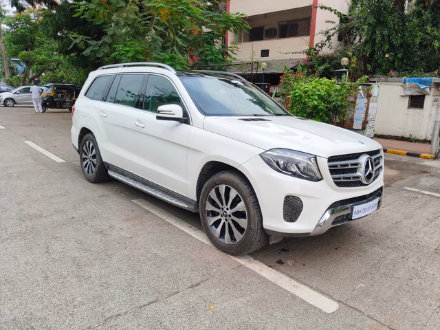 Mercedes-Benz Mercedes-Benz GLS view 2