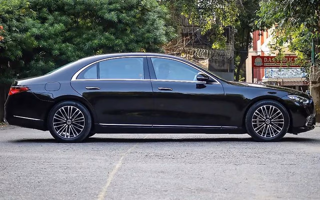 Mercedes-Benz Mercedes-Benz S-Class view 3