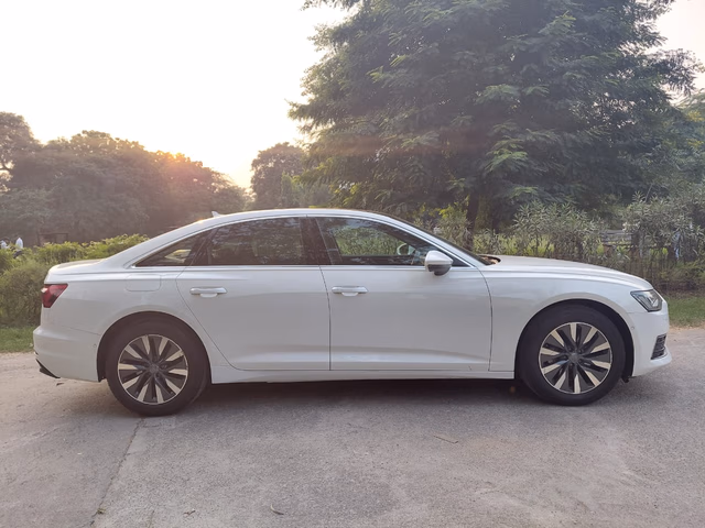 Audi Audi A6 view 3