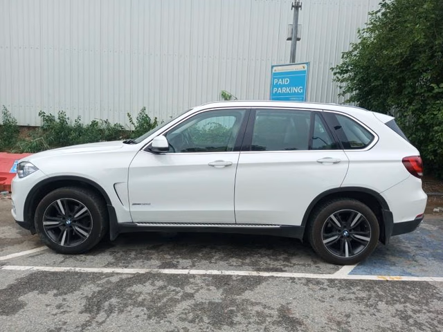 BMW BMW X5 view 5