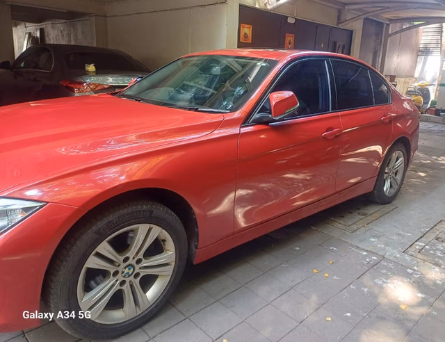 BMW BMW 3 Series view 5