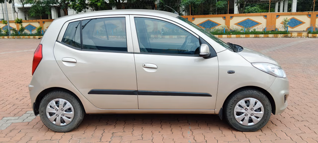 Hyundai Hyundai i10 view 3