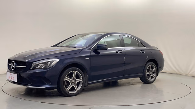 Mercedes-Benz Mercedes-Benz CLA view 2