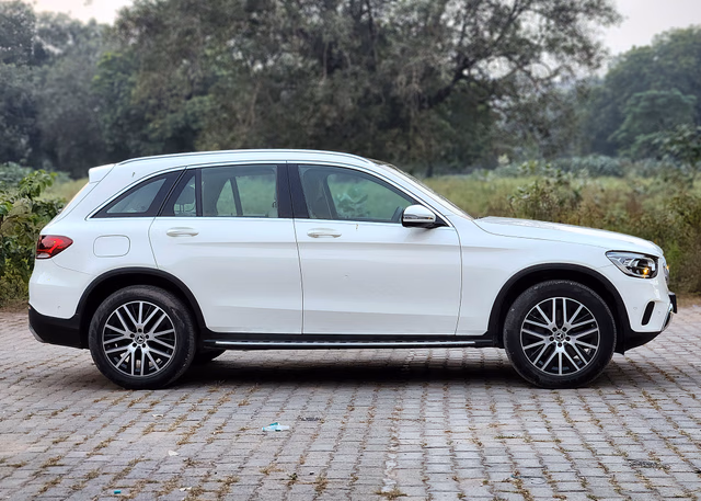 Mercedes-Benz Mercedes-Benz GLC view 3