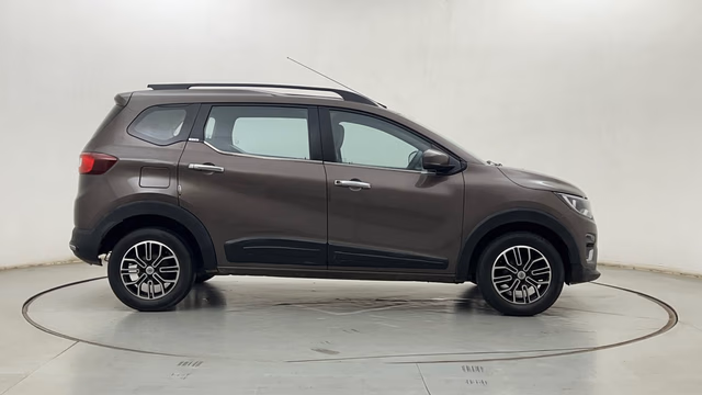 Renault Renault Triber view 4