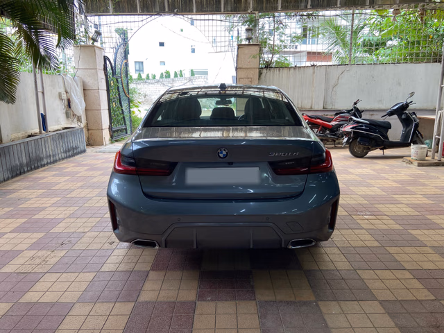 BMW BMW 3 Series Long Wheelbase view 3