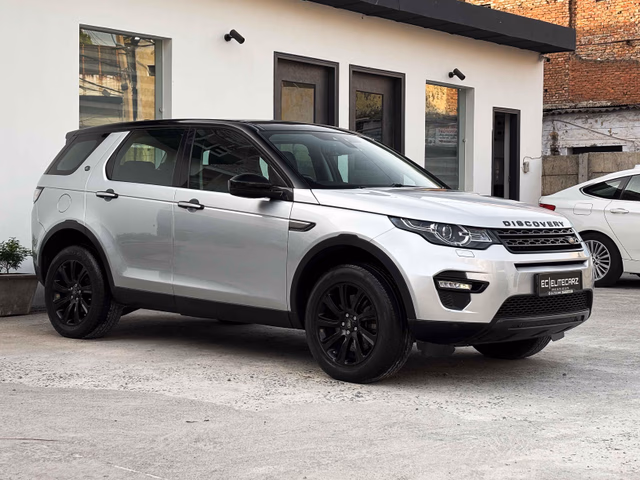 Land Rover Land Rover Discovery Sport view 2