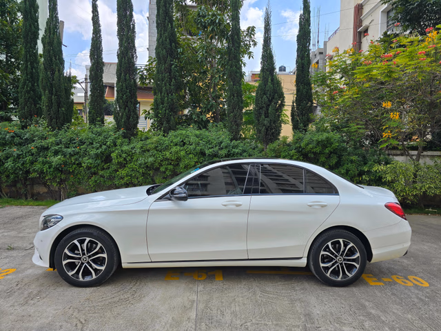Mercedes-Benz Mercedes-Benz C-Class view 5