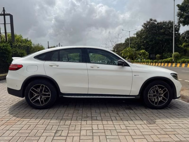 Mercedes-Benz Mercedes-Benz GLC view 3