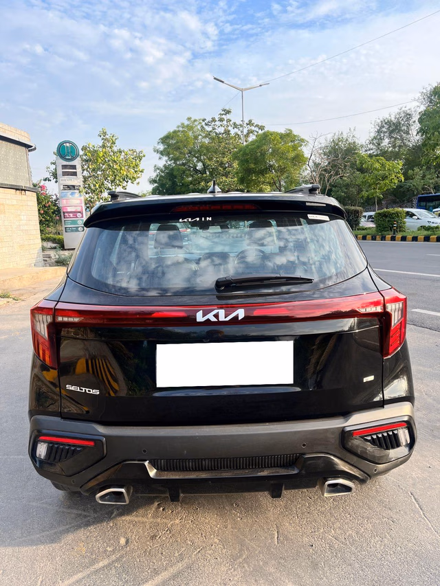 Kia Kia Seltos view 4