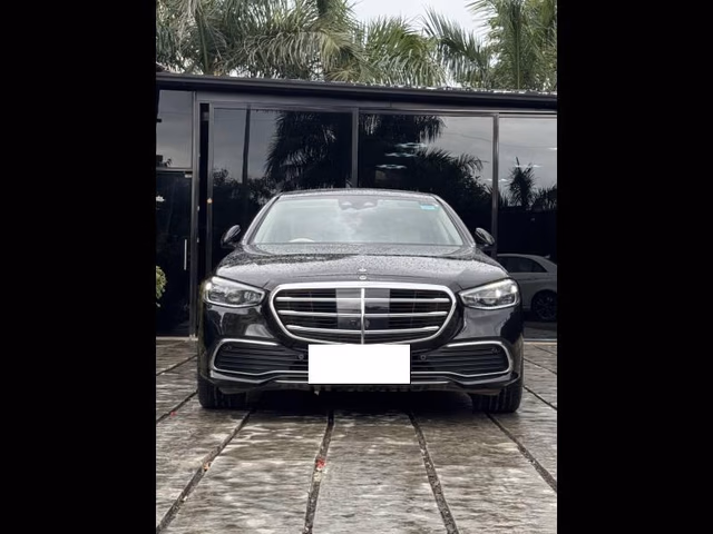 Mercedes-Benz Mercedes-Benz AMG A 45 S view 2