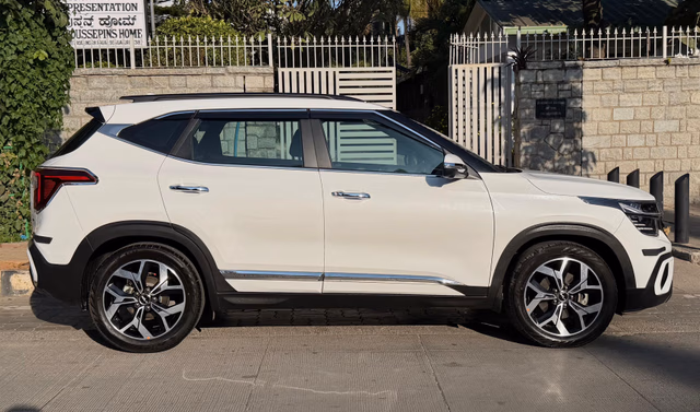 Kia Kia Seltos view 3