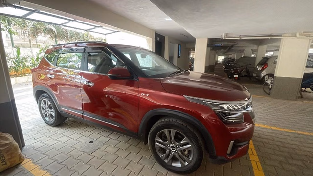 Kia Kia Seltos view 2