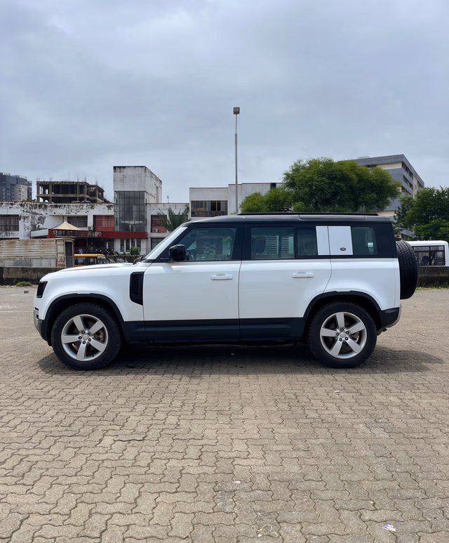 Land Rover Land Rover Defender view 4