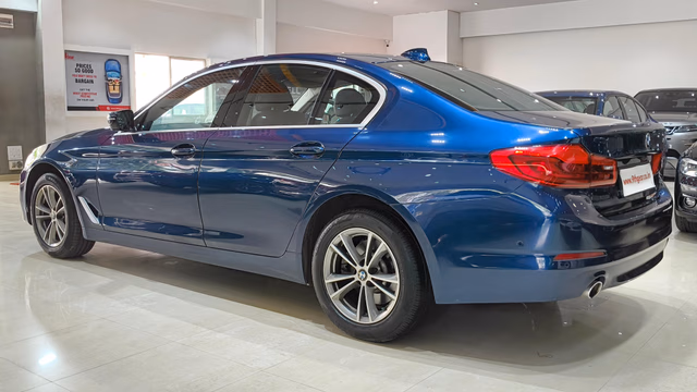 BMW BMW 5 Series view 5