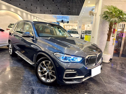 2021 BMW BMW X5