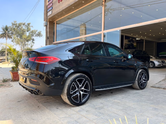 Mercedes-Benz Mercedes-Benz AMG GLE 53 view 4