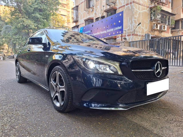 Mercedes-Benz Mercedes-Benz CLA view 2