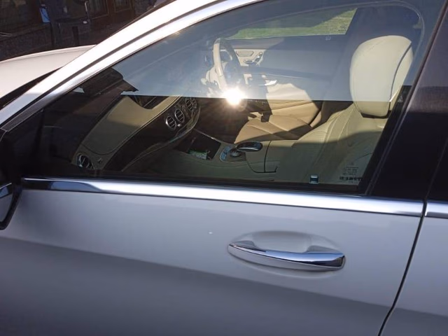 Mercedes-Benz Mercedes-Benz S-Class view 5