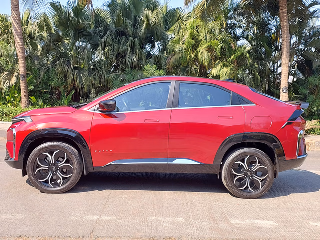 Tata Tata Curvv view 5