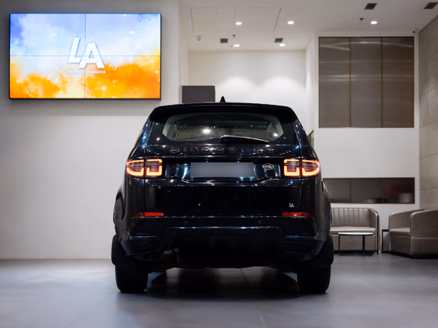 Land Rover Land Rover Discovery Sport view 4