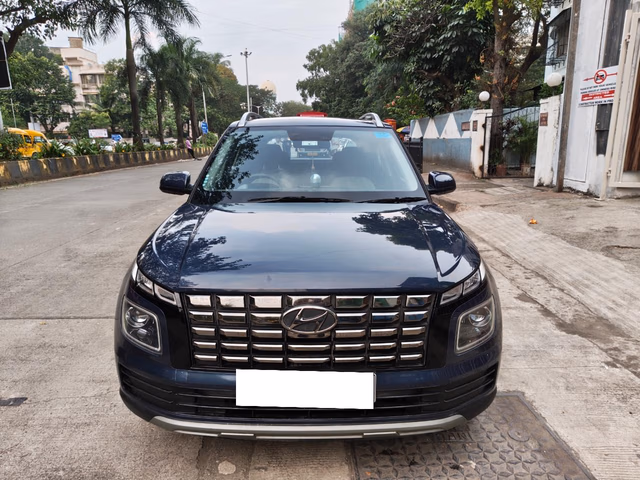 Hyundai Hyundai Venue view 2
