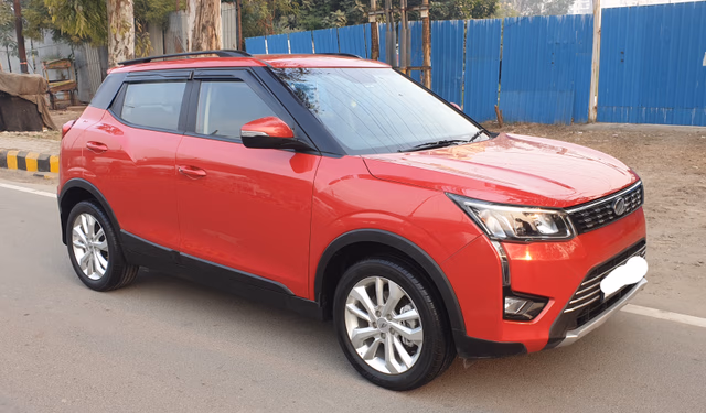Mahindra Mahindra XUV300 view 5
