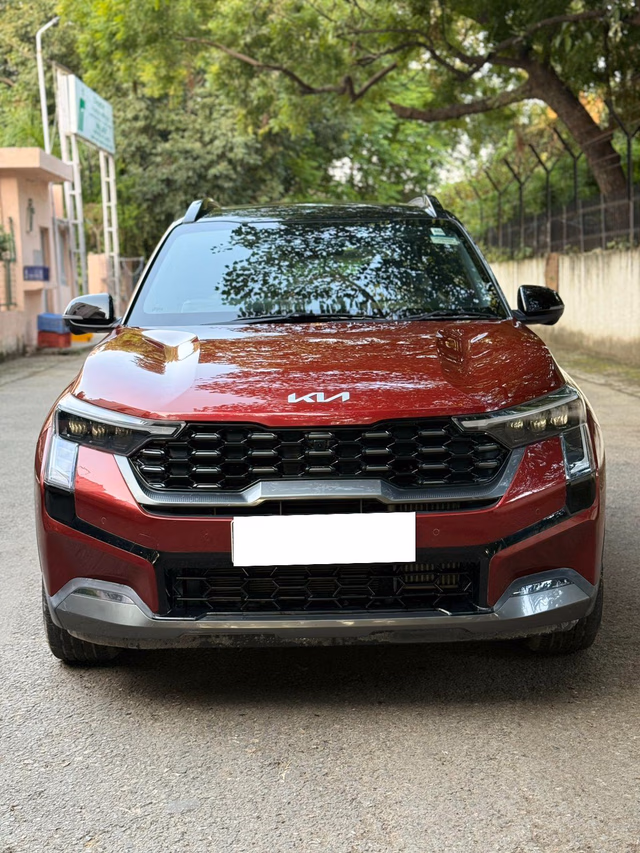 Kia Kia Sonet view 2