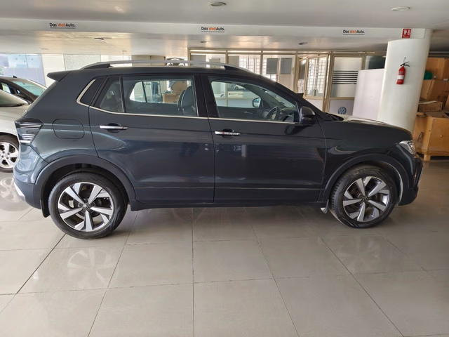 Volkswagen Volkswagen Taigun view 3