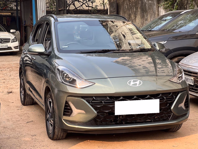 Hyundai Hyundai Grand i10 Nios view 2