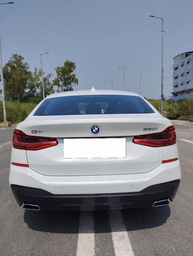 BMW BMW 6 Series view 4